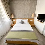 Hotel Muezeyyen Hanim Konagi *