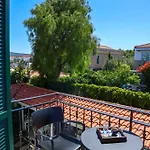 Muezeyyen Hanim Konagi Hotel *
