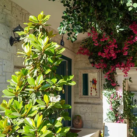 Müzeyyen Hanım Konağı * Alaçatı