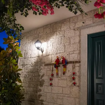 Muezeyyen Hanim Konagi מלון