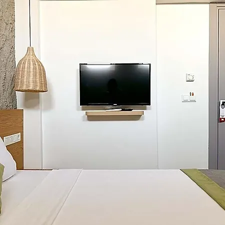 Muezeyyen Hanim Konagi Hotel Alaçatı