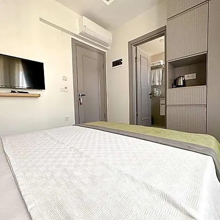 Muezeyyen Hanim Konagi Hotel Alaçatı