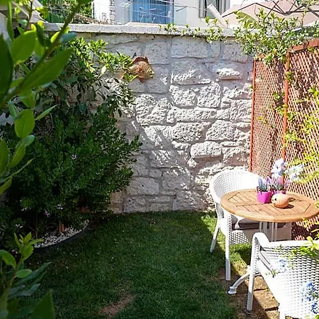 Muezeyyen Hanim Konagi Hotel